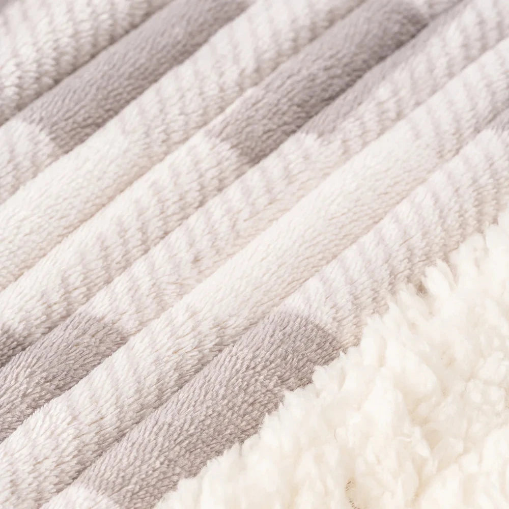 Soft Sherpa Fleece Throw