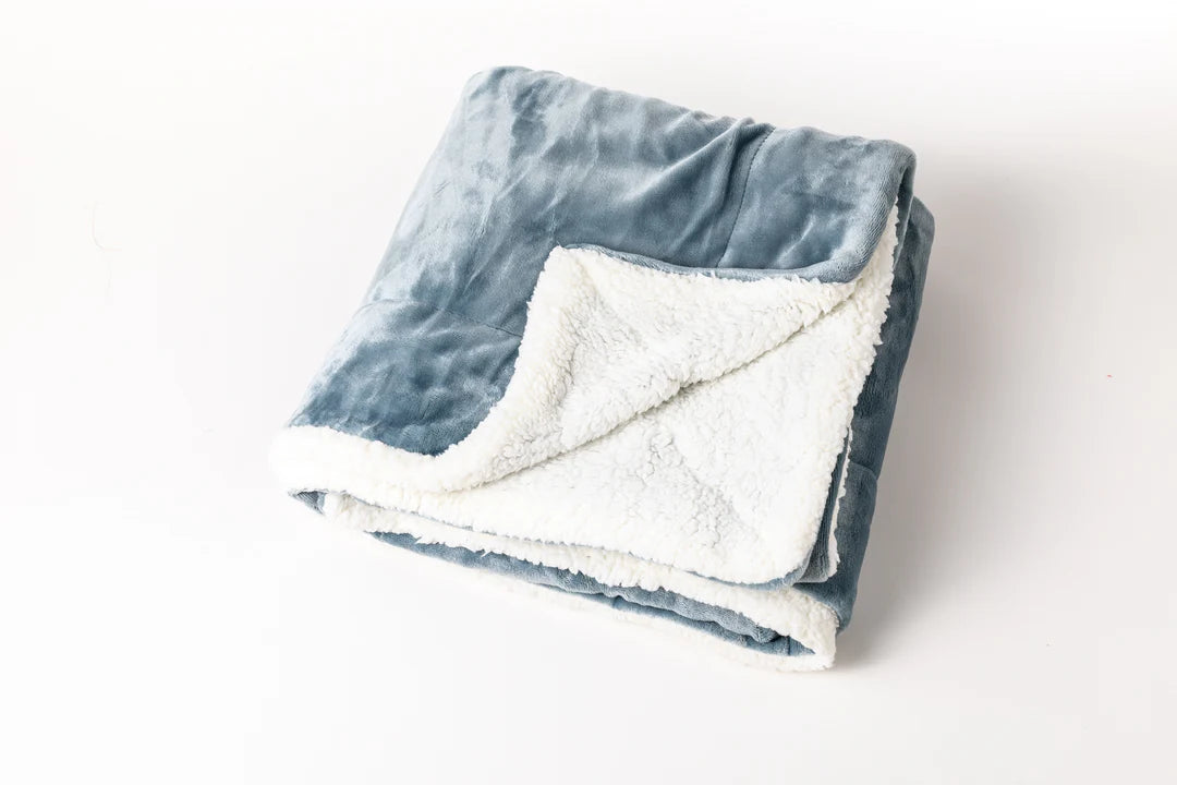 Soft Sherpa Fleece Throw