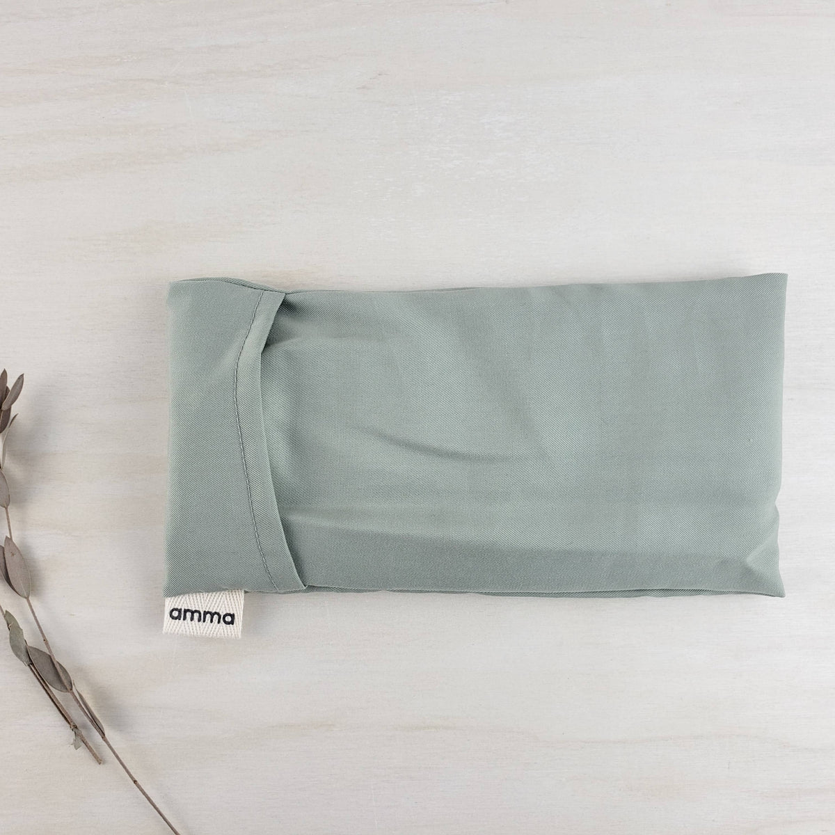 Weighted eye pillow with washable cover (silky)